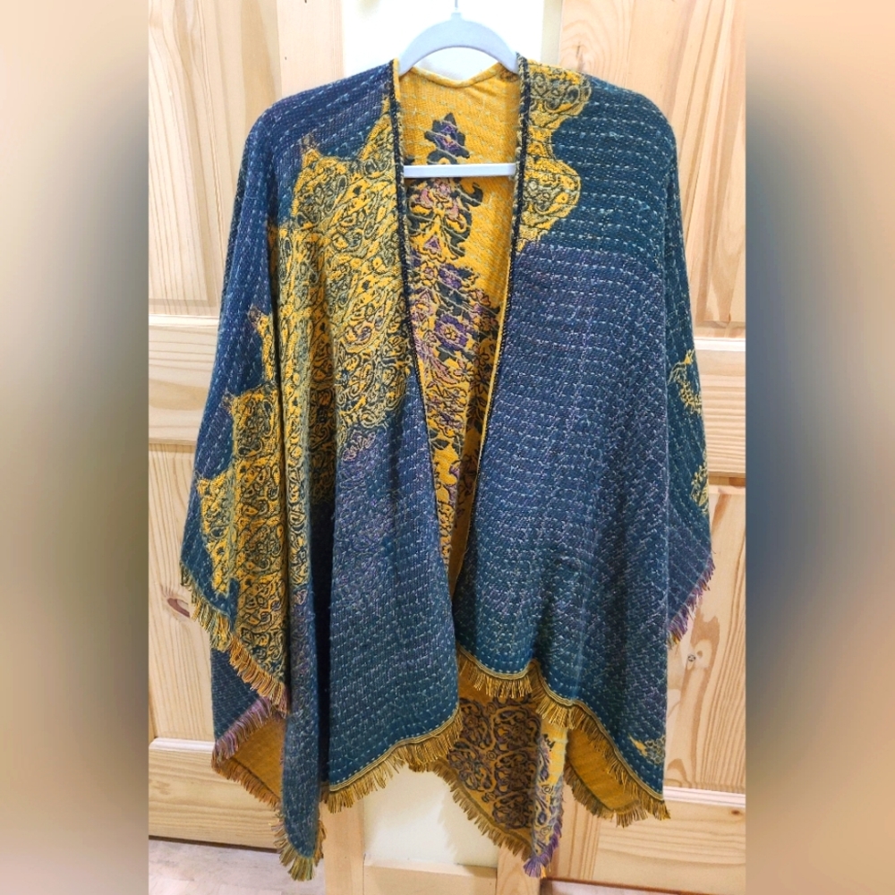 Bohemian reversible shawl